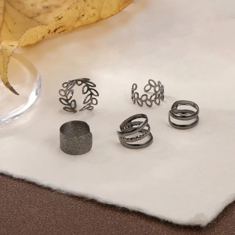5pcs Ear Cuff Set for Women, No Piercing Clip-On Earrings
